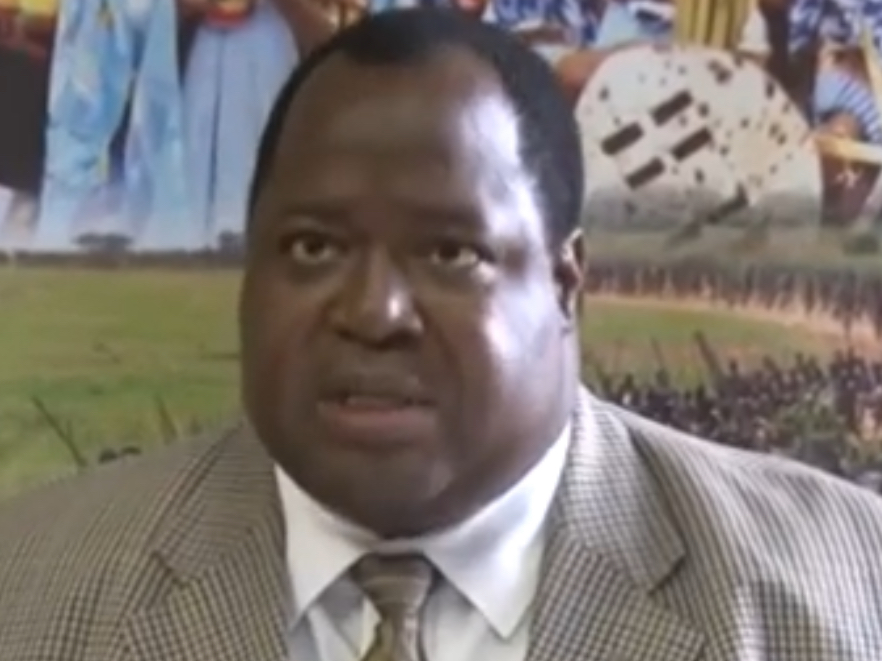 OPINION:Mswati is surrounded by alleged corrupt thieves,King’s Office Finance Officer Christopher Gamedze must respond to Ingatja amid missing R33million.