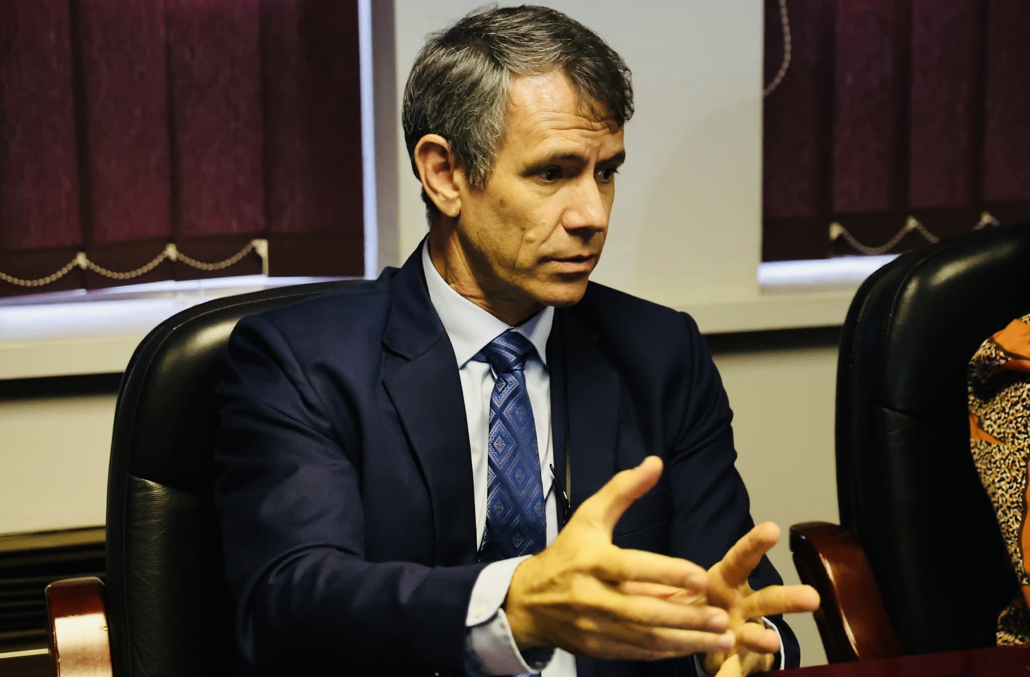 “Stop the corruption and manipulation of multimillion tenders”, Finance Minister warns Home Affairs Minister Princess Lindiwe amid sidelining of SMEs.
